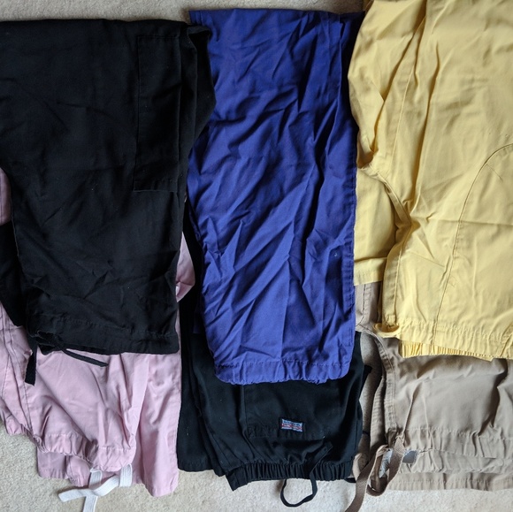 Medical Scrubs Bundle - Picture 2 of 6